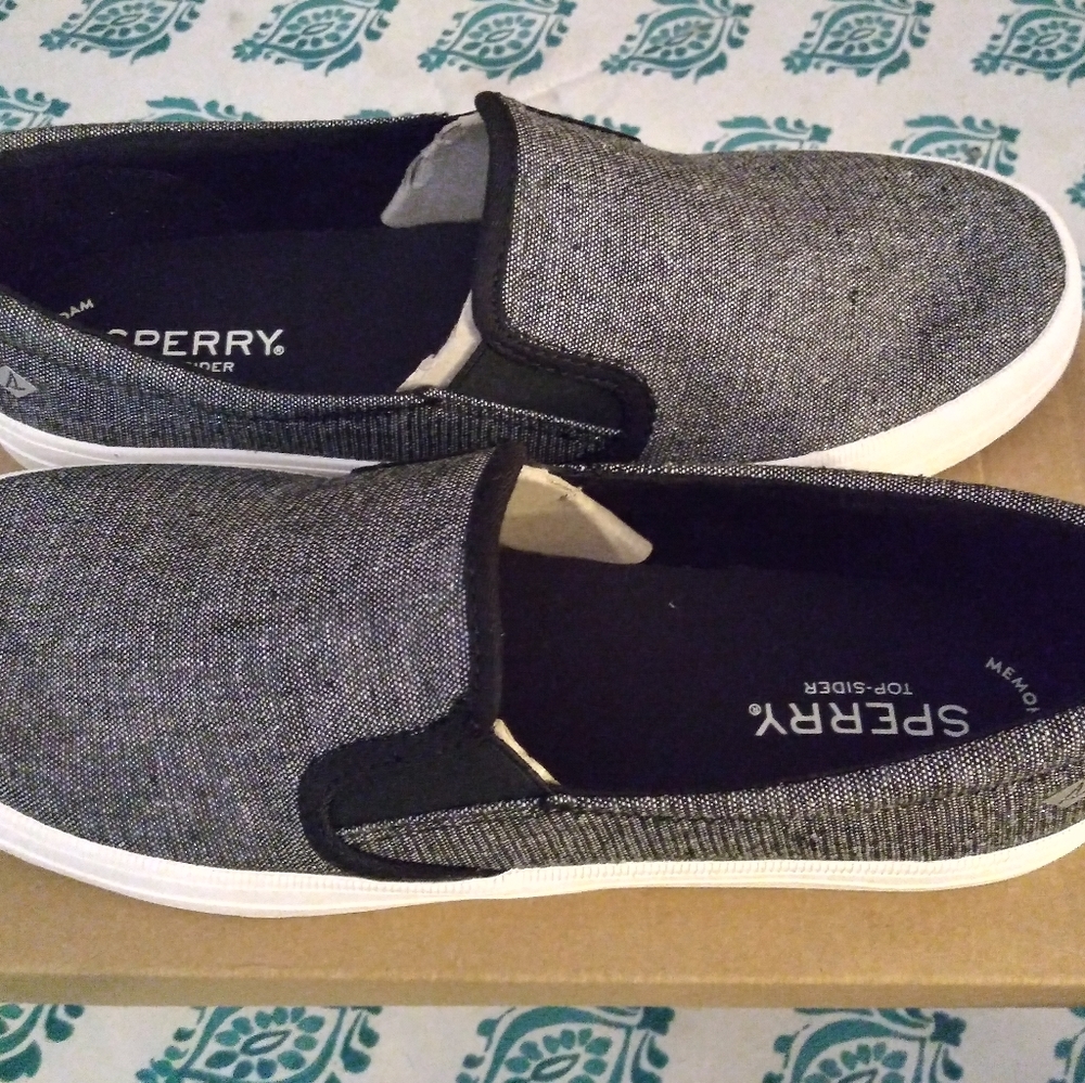 Sperry Crest S/O Sparkle Linen Sneaker